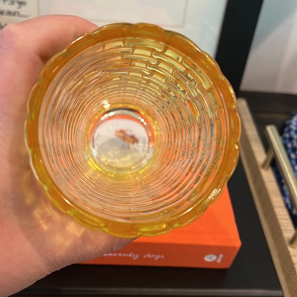 Basket weave glass vase - Picture 3 of 4